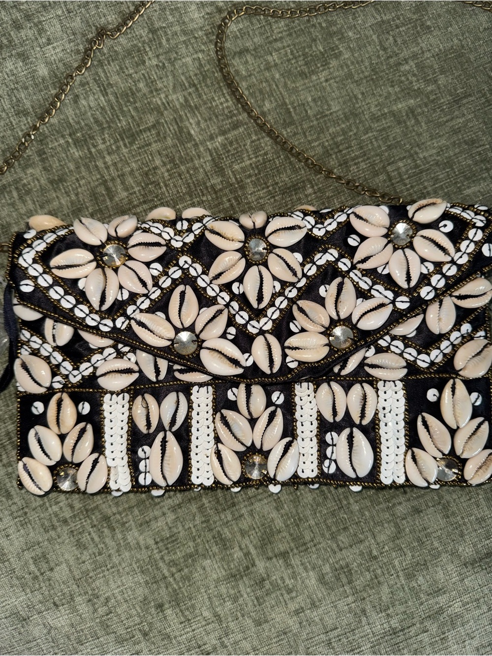 NWT Clements Ribeiro Black Embellished Seashell Crossbody Bag Beige Sequin Beads - Picture 4 of 8